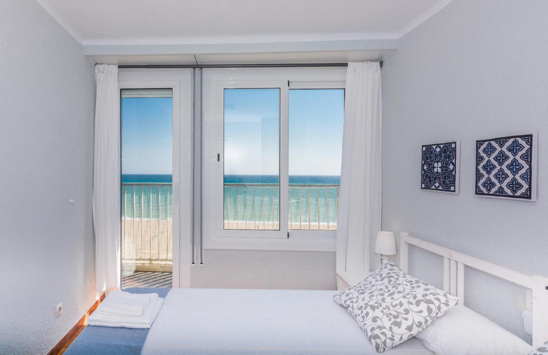 Homeholidaysrentals Etoile Calella Exteriör bild